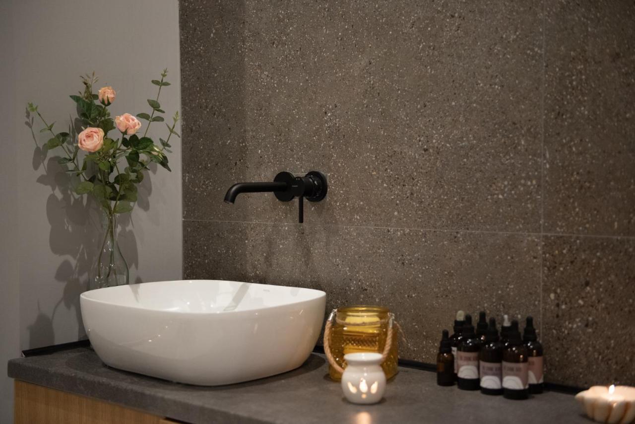 Portes Lithos Luxury Νέα Ποτίδαια